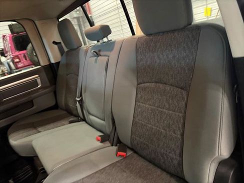Certified 2017 RAM 1500 Big Horn AWD/4WD image 38