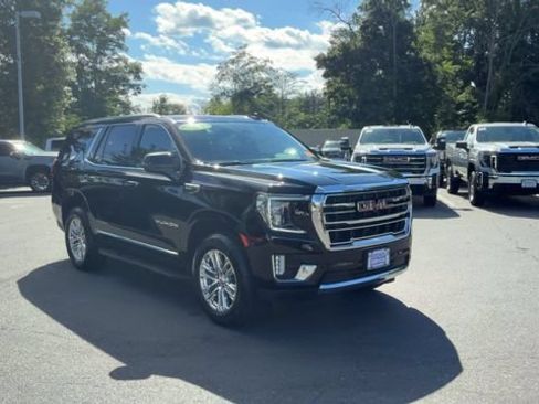 Certified 2024 GMC Yukon SLT w/ SLT Premium Package AWD/4WD image 2