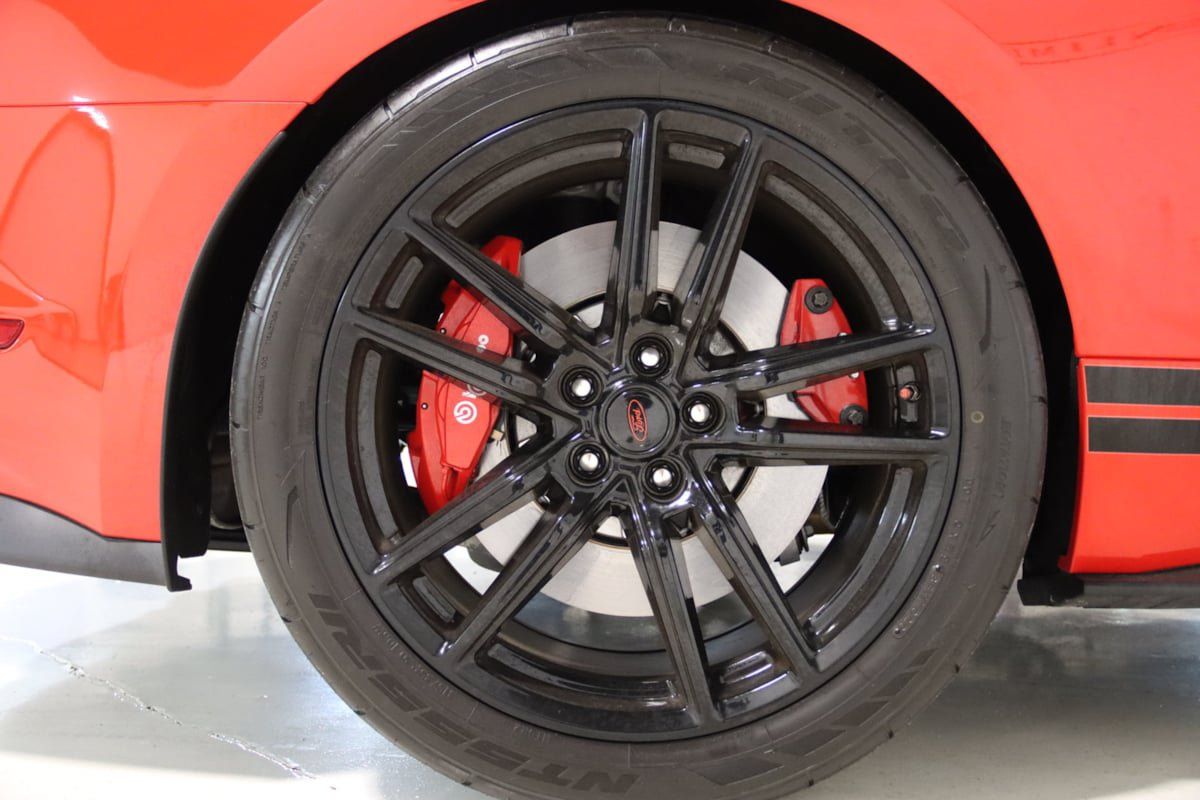 Used 2020 Ford Mustang Shelby GT500 w/ Technology Package RWD image 94