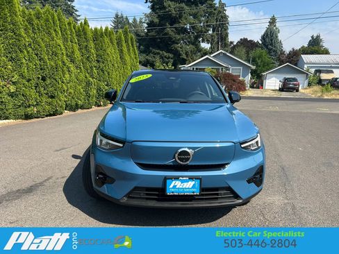 Used 2023 Volvo C40 P8 Recharge Plus AWD/4WD image 10