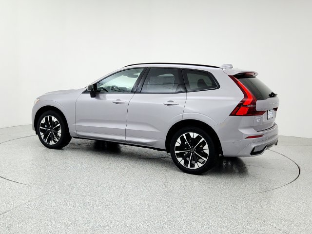 New 2026 Volvo XC60 B5 Plus w/ Protection Package Premier AWD/4WD image 7