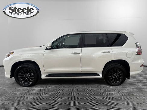 Used 2023 Lexus GX 460 Premium image 2