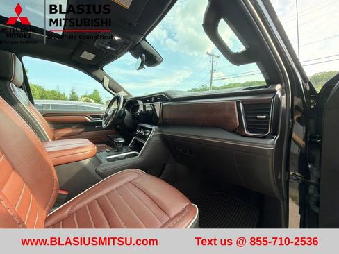 Used 2025 GMC Sierra 1500 Denali Ultimate AWD/4WD image 57