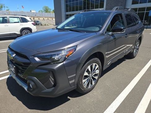 Used 2024 Subaru Outback Limited AWD/4WD image 13