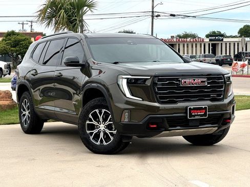 Used 2024 GMC Acadia AT4 AWD/4WD image 3