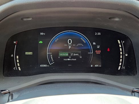 Used 2025 Toyota Camry LE FWD image 26