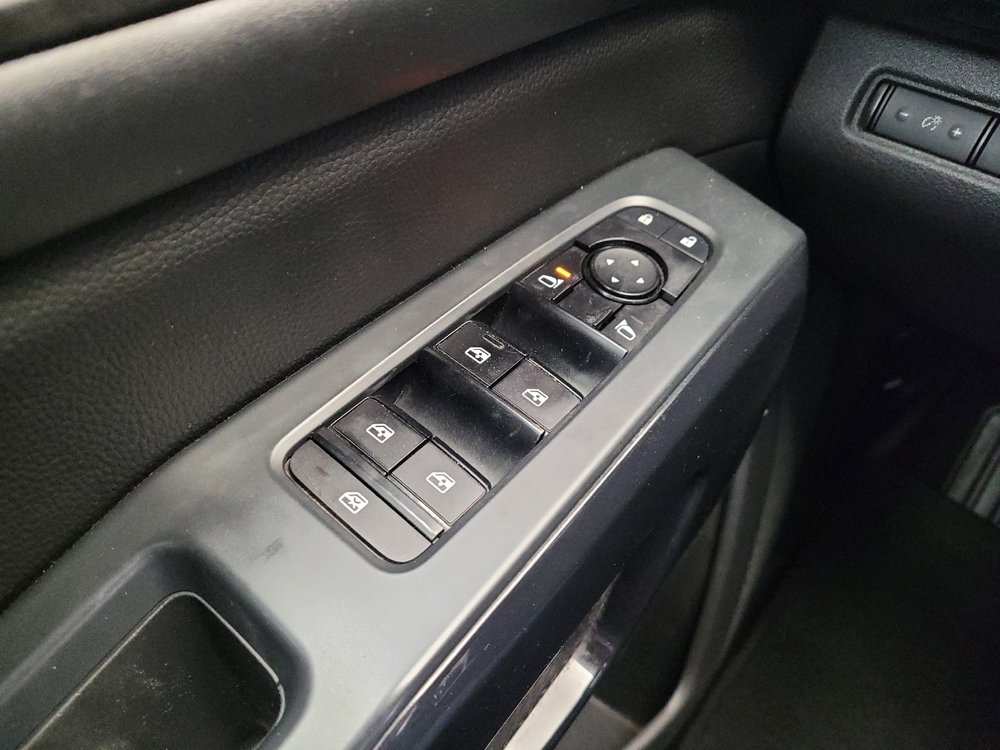 Used 2023 Nissan Pathfinder SV AWD/4WD image 27