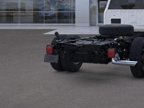 New 2025 Ford F350 XL w/ XL Chrome Package image 21