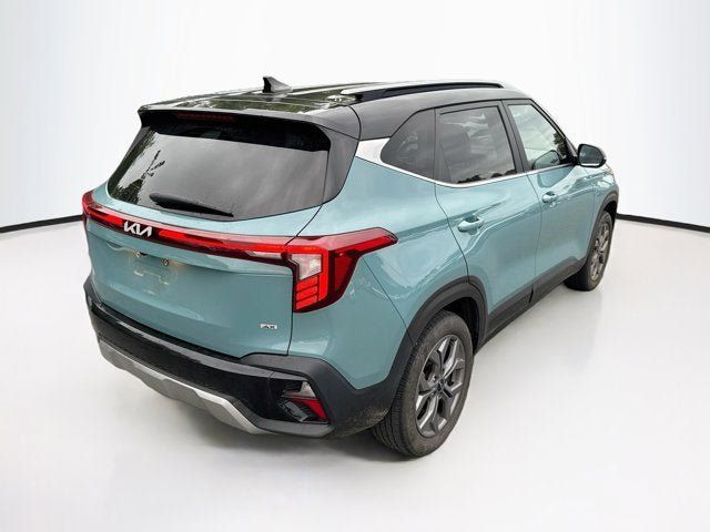 Used 2024 Kia Seltos S AWD/4WD image 5