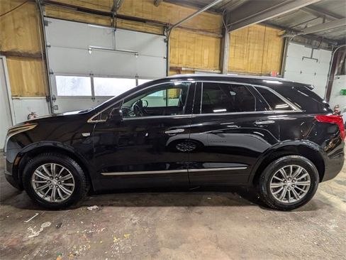 Used 2019 Cadillac XT5 Luxury image 2