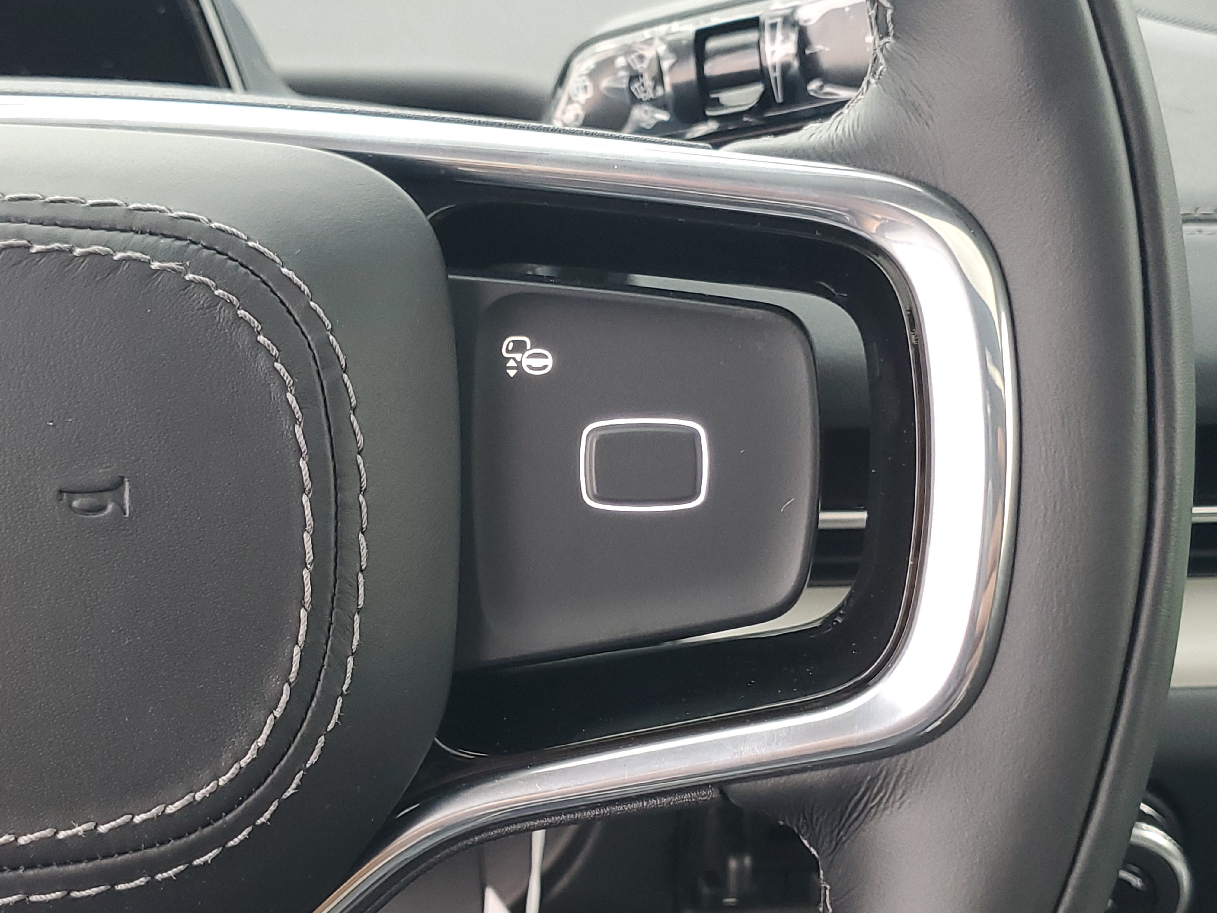 New 2026 Lincoln Navigator Reserve AWD/4WD image 17