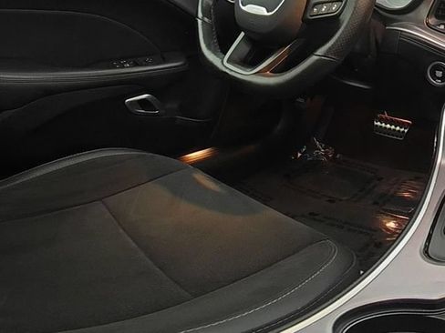 Used 2022 Dodge Challenger R/T Scat Pack RWD image 26
