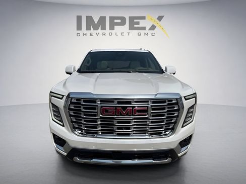 Used 2025 GMC Yukon Denali w/ Denali Reserve Package AWD/4WD image 8