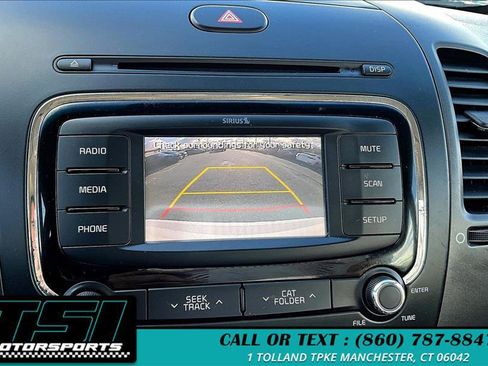 Used 2017 Kia Forte LX w/ LX Popular Package image 21