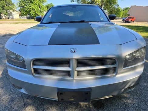 Used 2008 Dodge Charger SE RWD image 2