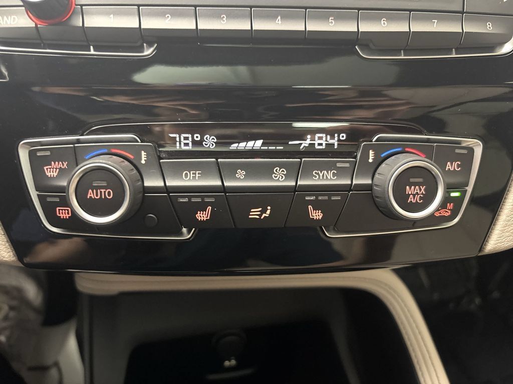 Used 2022 BMW X1 xDrive28i AWD/4WD image 21