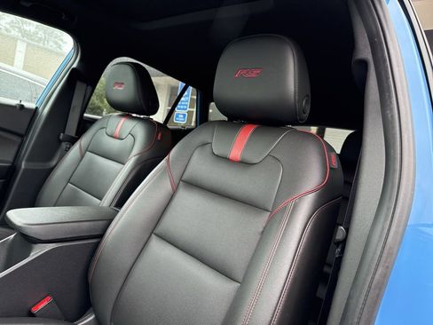 Used 2024 Chevrolet Trax RS w/ Sunroof Package image 16