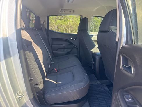 Used 2019 Chevrolet Colorado LT w/ LT Convenience Package AWD/4WD image 23