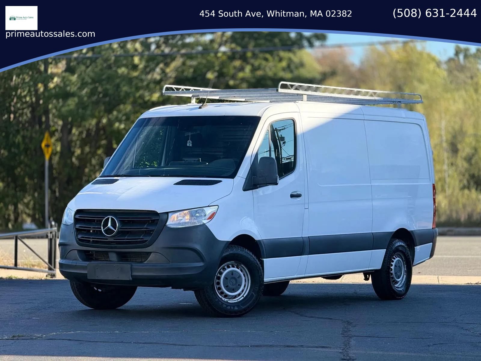 Used 2019 Mercedes-Benz Sprinter 144 Cargo image 1