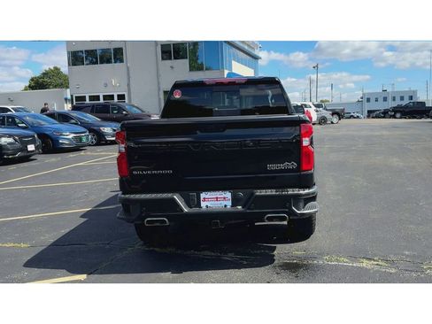 Certified 2024 Chevrolet Silverado 1500 High Country w/ Z71 Off-Road Package image 7