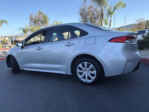 Used 2024 Toyota Corolla LE image 12