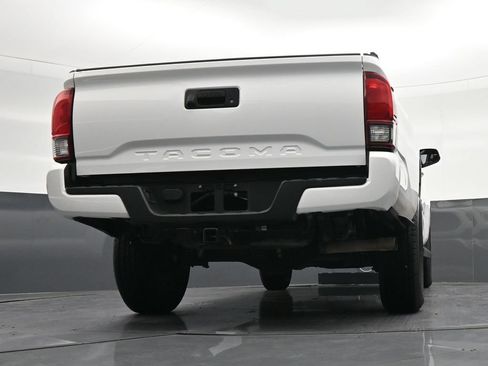 Used 2019 Toyota Tacoma SR w/ SR Convenience Package RWD image 28
