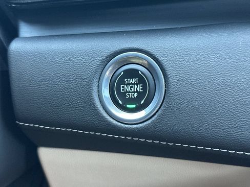 Used 2023 Cadillac Escalade ESV Premium Luxury RWD image 27