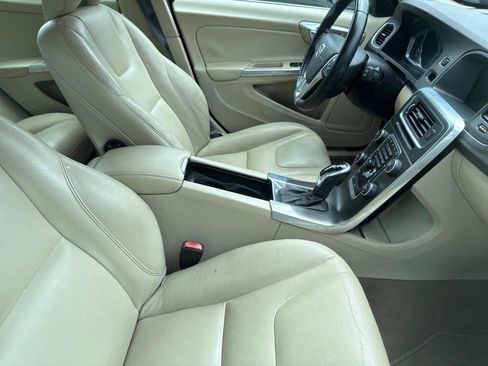 Used 2015 Volvo V60 T5 Premier Plus FWD image 20