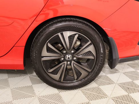 Used 2019 Honda Civic EX image 19