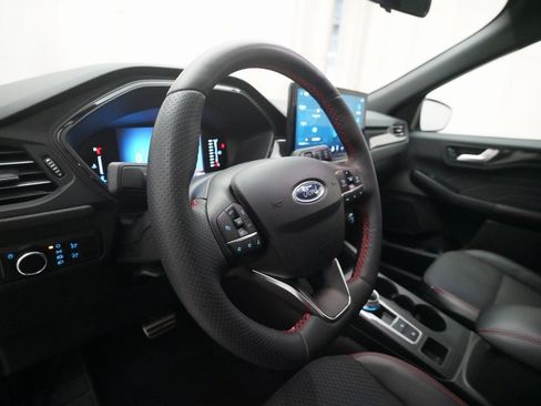 Used 2023 Ford Escape ST-Line w/ Tech Pack #1 image 8