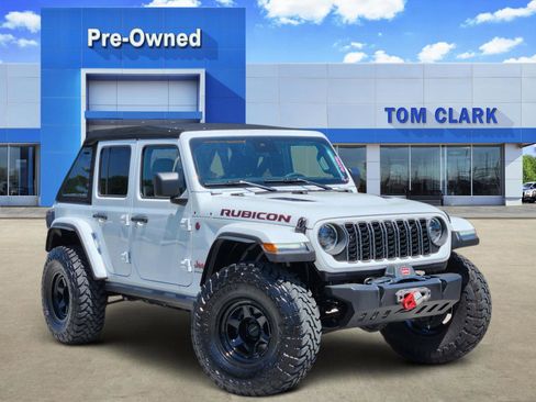 Used 2025 Jeep Wrangler Unlimited Rubicon AWD/4WD image 1