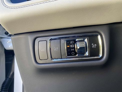 New 2025 Lincoln Aviator Reserve w/ Equipment Group 201A image 32