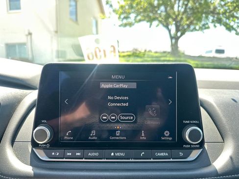 Used 2024 Nissan Rogue SV AWD/4WD image 45