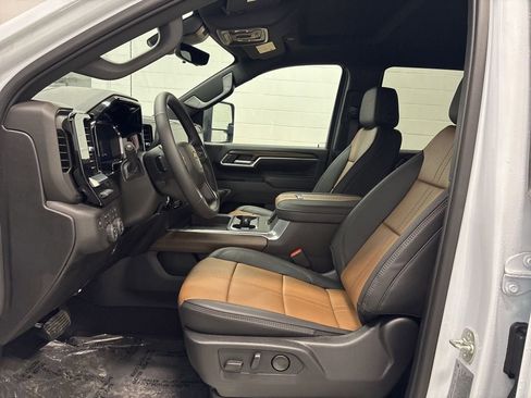 New 2026 Chevrolet Silverado 3500 High Country w/ Technology Package image 17