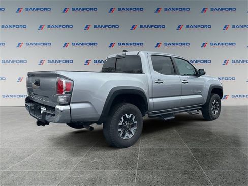 Used 2021 Toyota Tacoma SR5 image 5