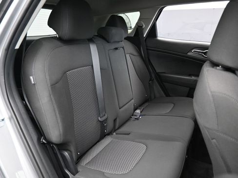 Used 2024 Kia Sportage LX AWD/4WD image 43