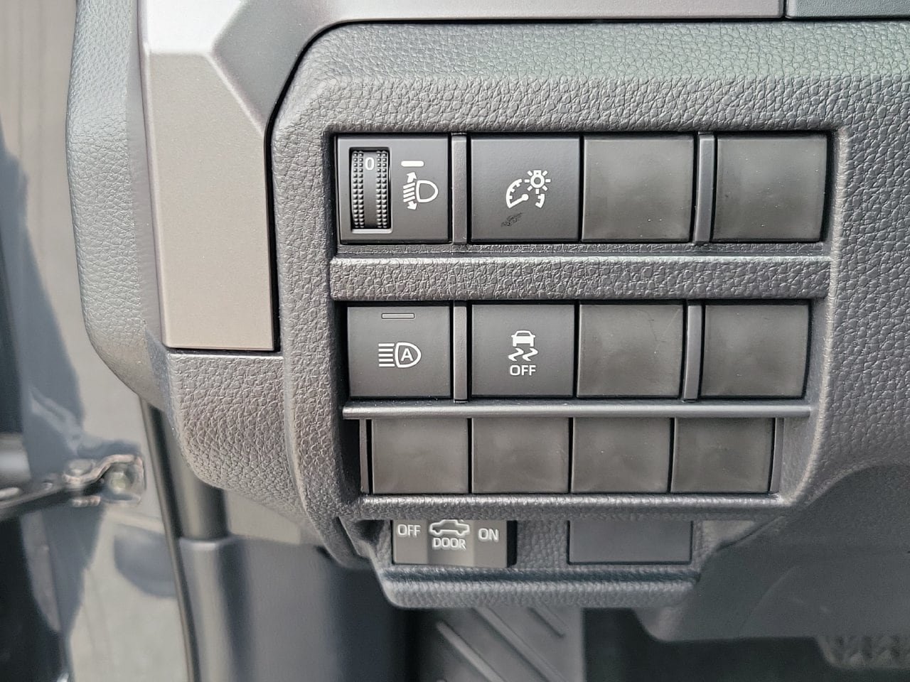 Used 2026 Toyota Tacoma SR5 RWD image 30