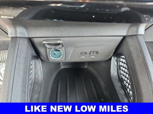 Used 2025 Chevrolet TrailBlazer RS w/ Driver Confidence Package image 24