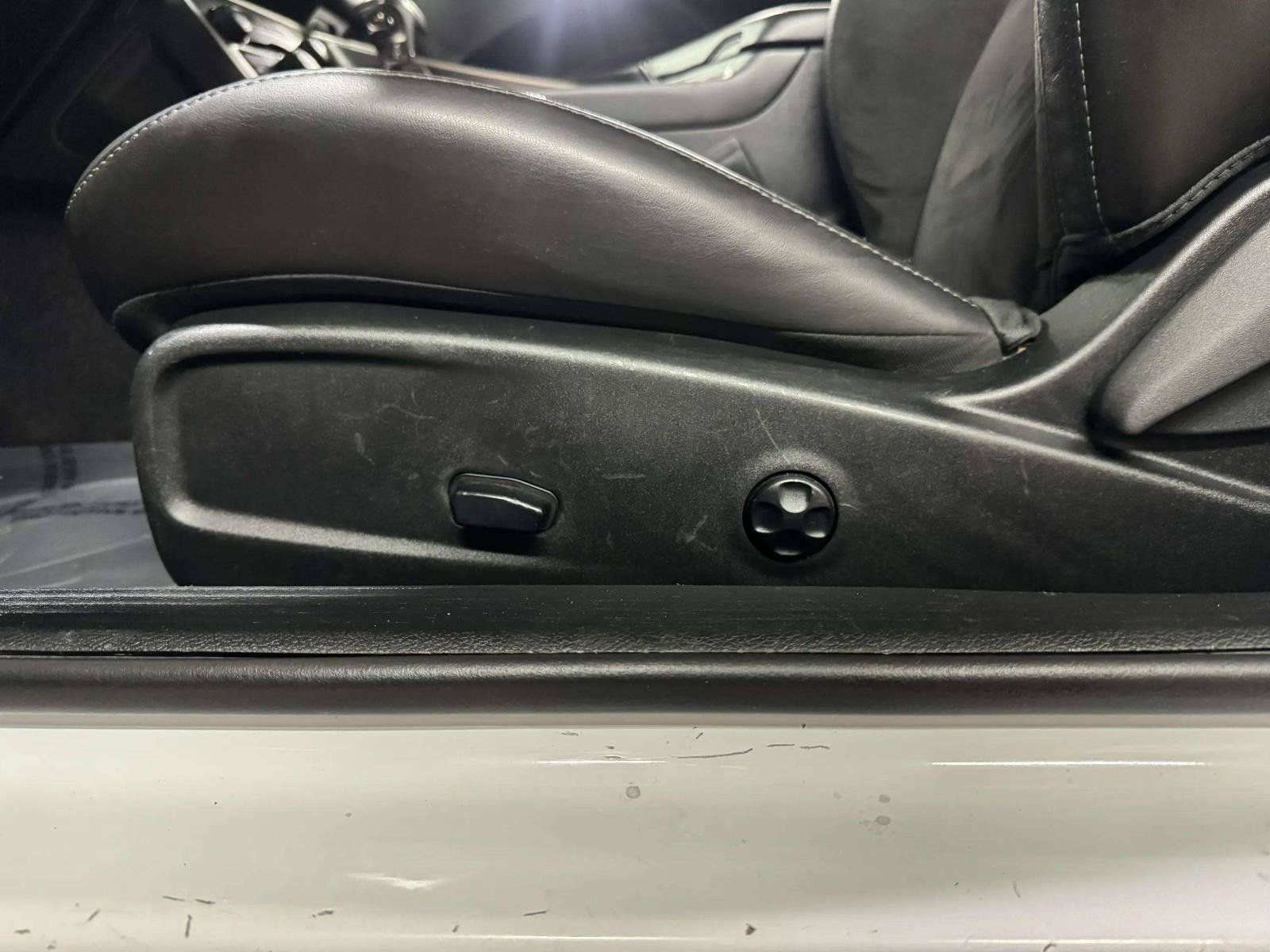 Used 2020 Dodge Challenger R/T Scat Pack RWD image 20