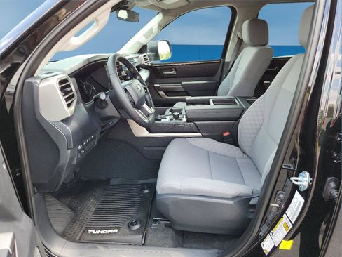 Used 2023 Toyota Tundra SR5 AWD/4WD image 13