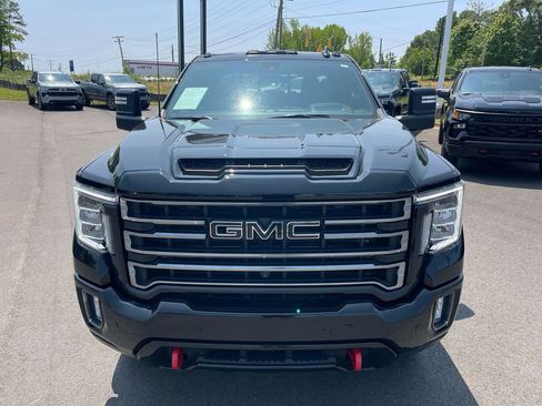 Used 2022 GMC Sierra 2500 AT4 w/ AT4 Premium Plus Package image 8