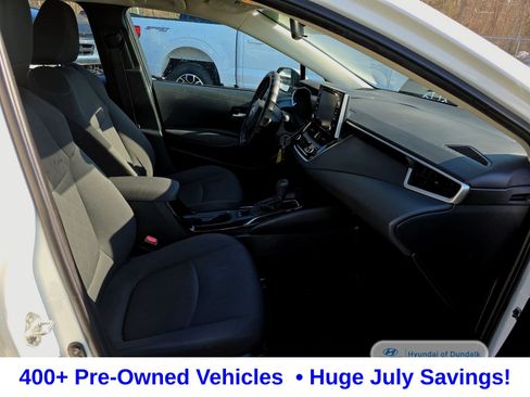 Used 2021 Toyota Corolla LE FWD image 16