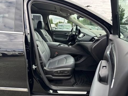 Used 2018 Buick Enclave Premium w/ Experience Buick Package AWD/4WD image 9