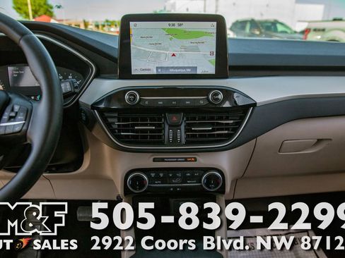 Used 2022 Ford Escape SE w/ Convenience Package AWD/4WD image 15