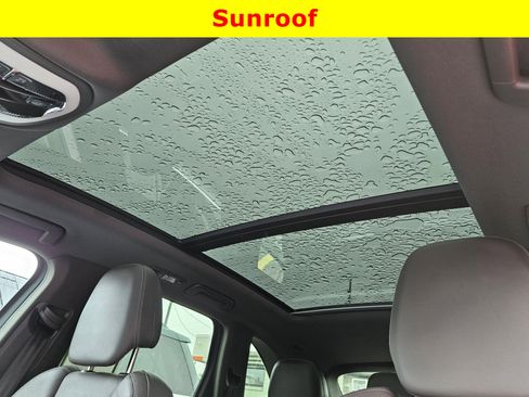 Used 2018 Porsche Cayenne Platinum Edition image 22