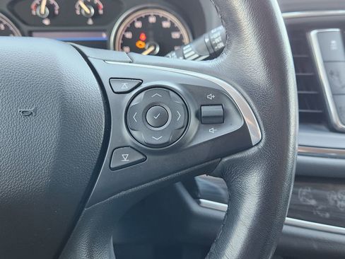 Used 2021 Buick Enclave Essence w/ Sound and Sites Package image 31