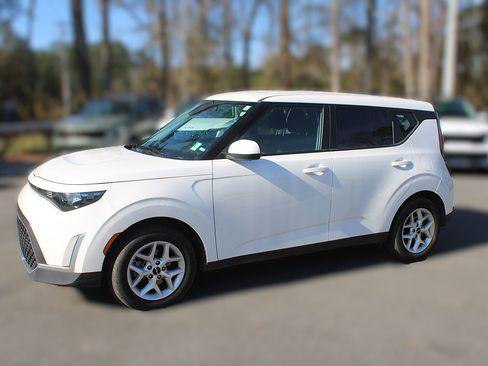 Certified 2024 Kia Soul LX w/ Option Group 015 image 4