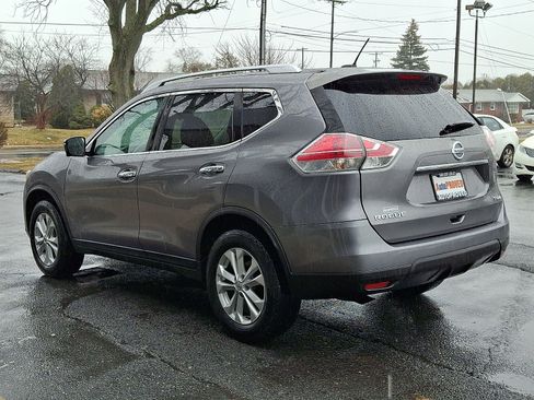 Used 2016 Nissan Rogue SV w/ SV Premium Package image 4