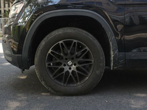 Used 2018 Volkswagen Atlas S image 10