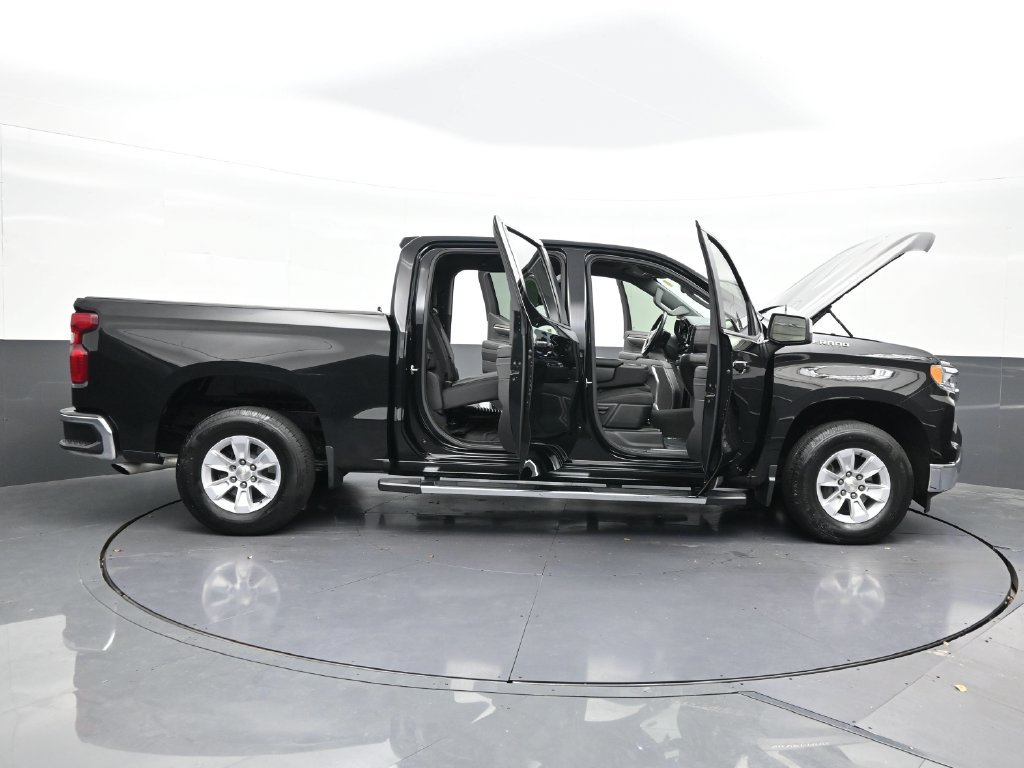 Used 2023 Chevrolet Silverado 1500 LT RWD image 29